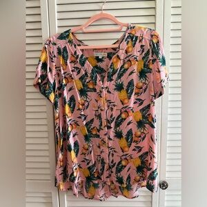 C&C California Medium tropical button up short sleeve blouse.
